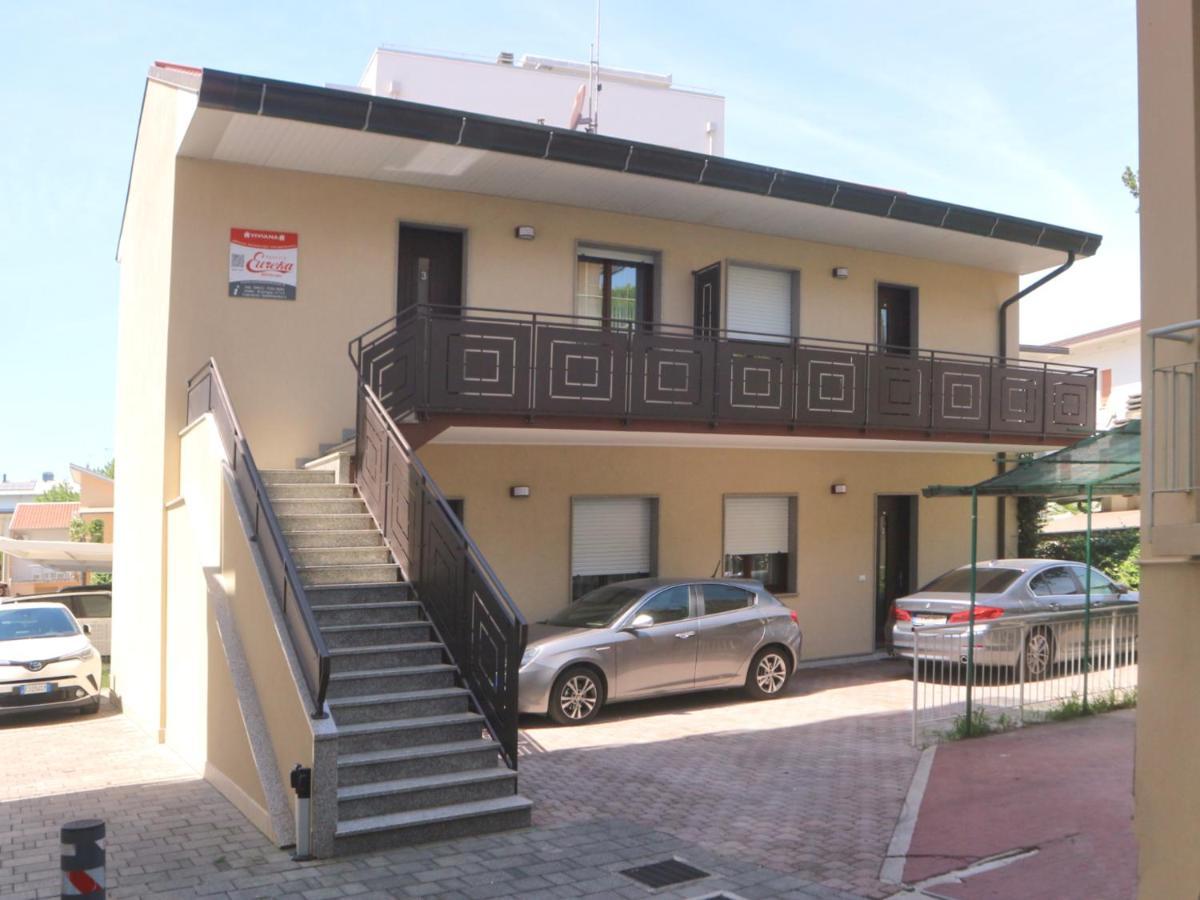 Viviana Apartment Lignano Sabbiadoro Exterior photo